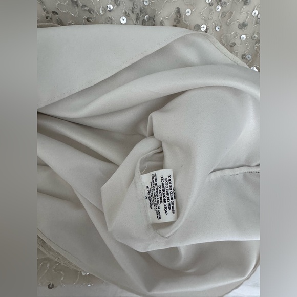 Aidan Mattox White Sequence Dress - Picture 4 of 8